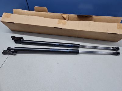 Комплект амортизаторов двери багажника для Mitsubishi Pajero Montero Sport KS 2015-