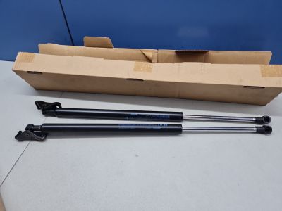 Комплект амортизаторов двери багажника для Mitsubishi Pajero Montero Sport KS 2015-