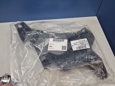 Кронштейн фары левый для Audi Q5 8R 2008-2017