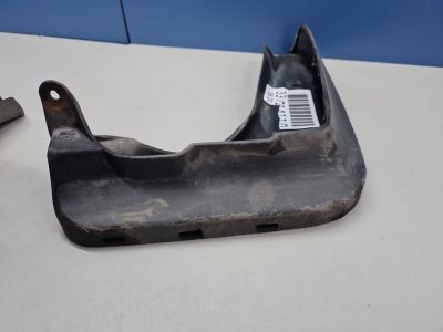 Брызговик передний правый для BMW 3 F30 2011-2018