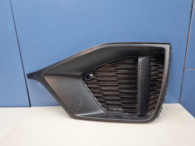 Решётка в бампер правая для Audi Q8 4M8 2018-