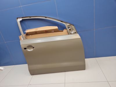 Дверь правая передняя для Volkswagen Polo Sedan 2011-