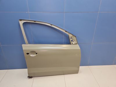 Дверь правая передняя для Volkswagen Polo Sedan 2011-