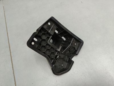 Кронштейн решетки радиатора левый для Mazda CX-4 2016-