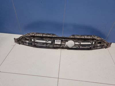 Решётка в бампер центральная для Audi A8 S8 4N 2018-