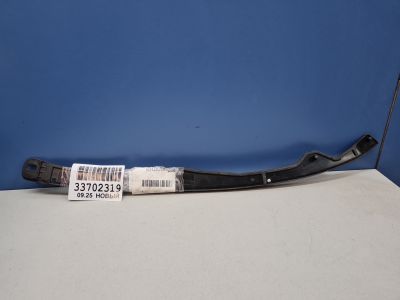 Накладка на капот левая для Audi A4 B9 2015-