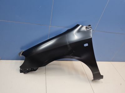 Крыло переднее левое для Toyota Corolla E12 2001-2007