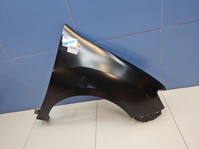 Крыло переднее правое для Renault Sandero 2014-