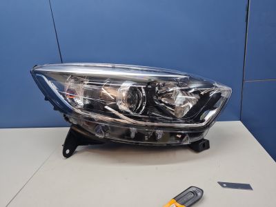 Фара правая для Renault Kaptur 2016-