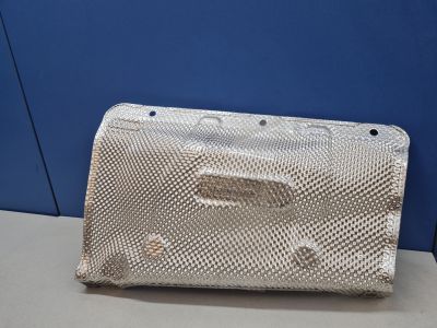 Тепловой экран левый для Mercedes C-klasse W206 2021-