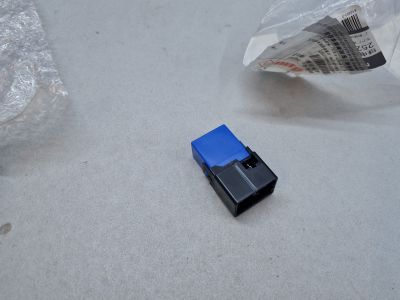 Реле для Dongfeng AX7 2015-2019