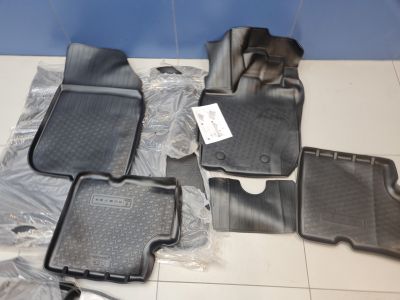 Комплект ковриков салона и багажника для Renault Duster 2021-