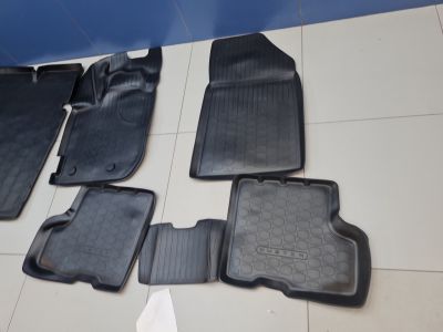 Комплект ковриков салона и багажника для Renault Duster 2021-