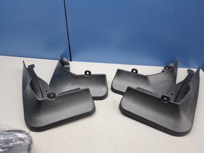 Комплект брызговиков для Hongqi HS3 2023-