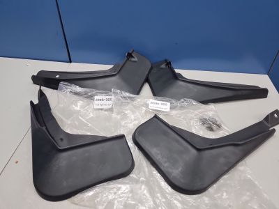 Комплект брызговиков для Zeekr 009 2022-