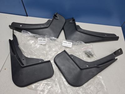 Комплект брызговиков для Zeekr 009 2022-