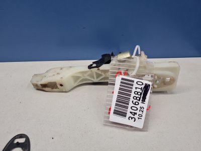 Кронштейн ручки двери задней левый для Hyundai Santa Fe CM 2005-2012