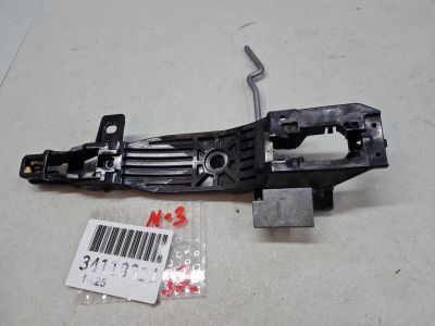 Кронштейн ручки двери задней правой для Mazda 3 BL 2009-2013