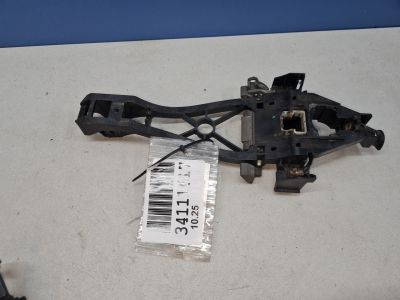 Кронштейн ручки двери левой для Volvo XC70 Cross Country 2007-2016