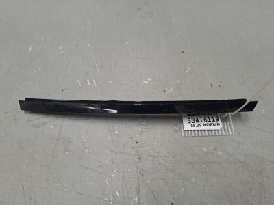 Направляющая стекла задней левой двери для Mercedes E-klasse W212 2009-2016