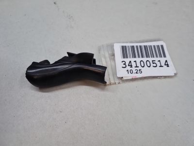 Уплотнитель капота правый для Porsche Cayenne 958 2010-2018