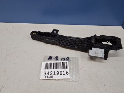 Кронштейн ручки двери передней правой для Mazda 3 BL 2009-2013