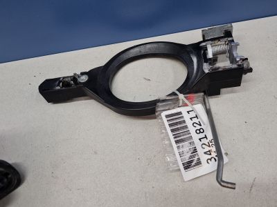 Кронштейн ручки двери задней левый для Mitsubishi Outlander CW XL 2006-2012