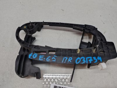 Кронштейн ручки двери передней правой для BMW 7 E65 E66 2001-2008
