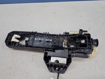 Кронштейн ручки двери левый для Mercedes E-klasse W212 2009-2016