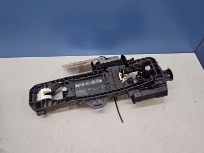 Кронштейн ручки двери передней правой для Mercedes C-klasse W204 2007-2015
