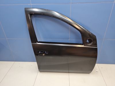 Дверь правая передняя для Renault Duster 2010-