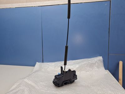 Замок двери передней правой для SWM G01 2018-