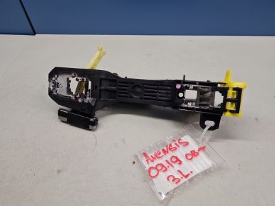 Кронштейн ручки двери левый для Toyota Avensis T27 2008-2018