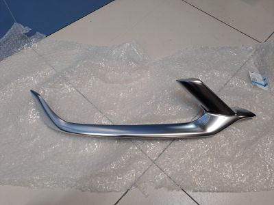 Накладка переднего бампера правая для Geely Coolray SX11 2020-