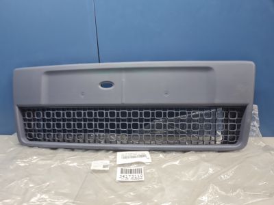 Решётка в бампер центральная для Ford Fusion 2002-2012