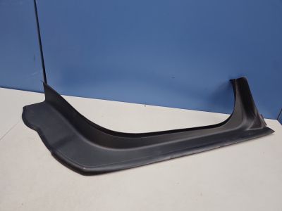 Водосток крышки багажника правый для BMW 7 G11 G12 2015-