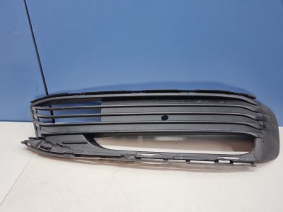 Решётка в бампер правая для BMW 7 G11 G12 2015-