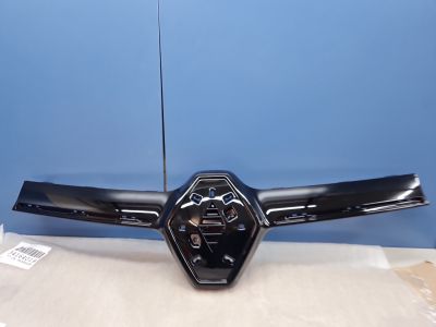Накладка решетки радиатора для Renault Logan 2 2014-