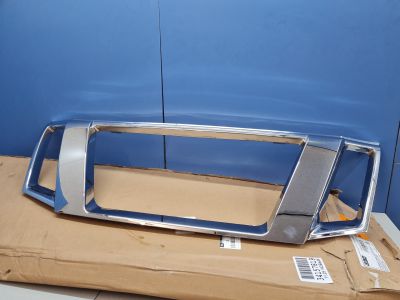 Молдинг решётки радиатора для Nissan Terrano D10 2014-