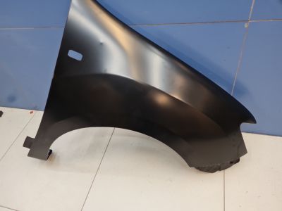 Крыло переднее правое для Renault Sandero 2014-