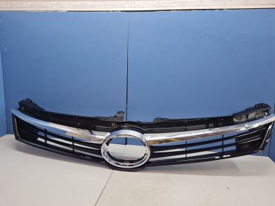 Решетка радиатора для Toyota Camry XV50 2011-2017