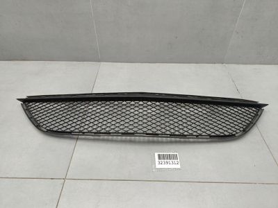 Решётка в бампер центральная для Mercedes CLS-klasse W218 2010-2017