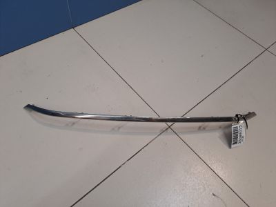 Молдинг решетки радиатора центральный верхний для Lexus ES Z10 2018-