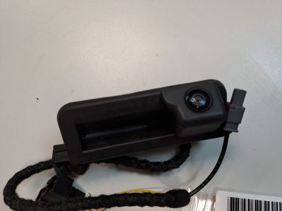 Кнопка открывания багажника для Volkswagen Polo Sedan 2011-