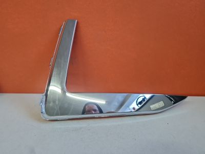 Молдинг переднего бампера правый для Moskvich 3 2022-