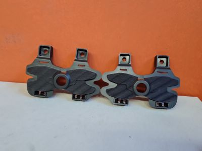 Комплект кронштейнов решетки радиатора для Mazda CX-4 2016-