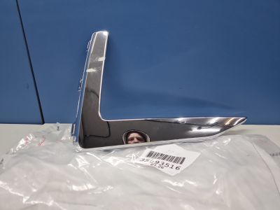 Молдинг переднего бампера правый для Moskvich 3 2022-