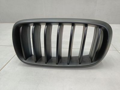 Решетка радиатора правая для BMW X5 F15 2013-2018
