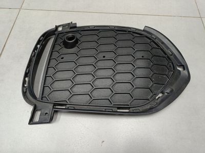 Решётка в бампер правая для BMW X5 F15 2013-2018