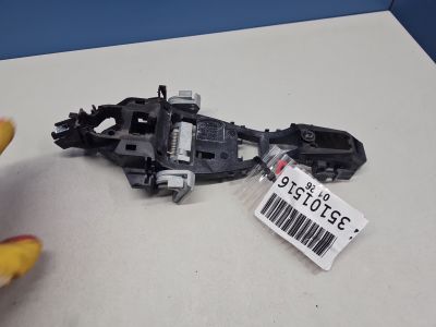 Кронштейн ручки двери левый для Land Rover Range Rover Sport 2013-